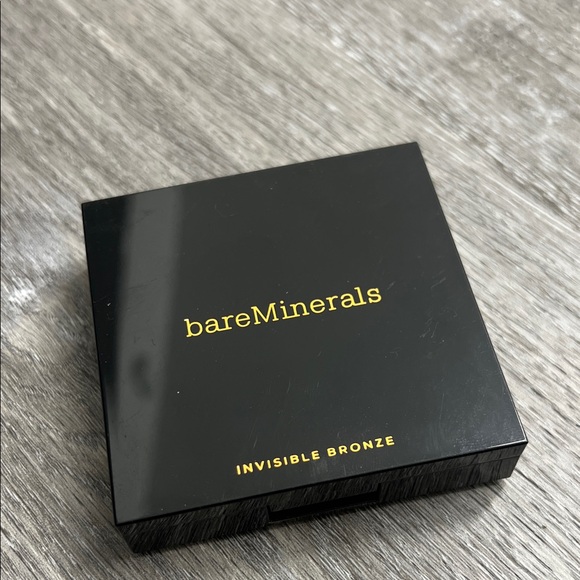 bareMinerals Invisible Bronze bronzer Fair to Light - Picture 2 of 3